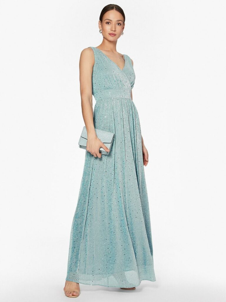robe légère maxi bleue idéale pour un mariage pour une femme de 50 ans
