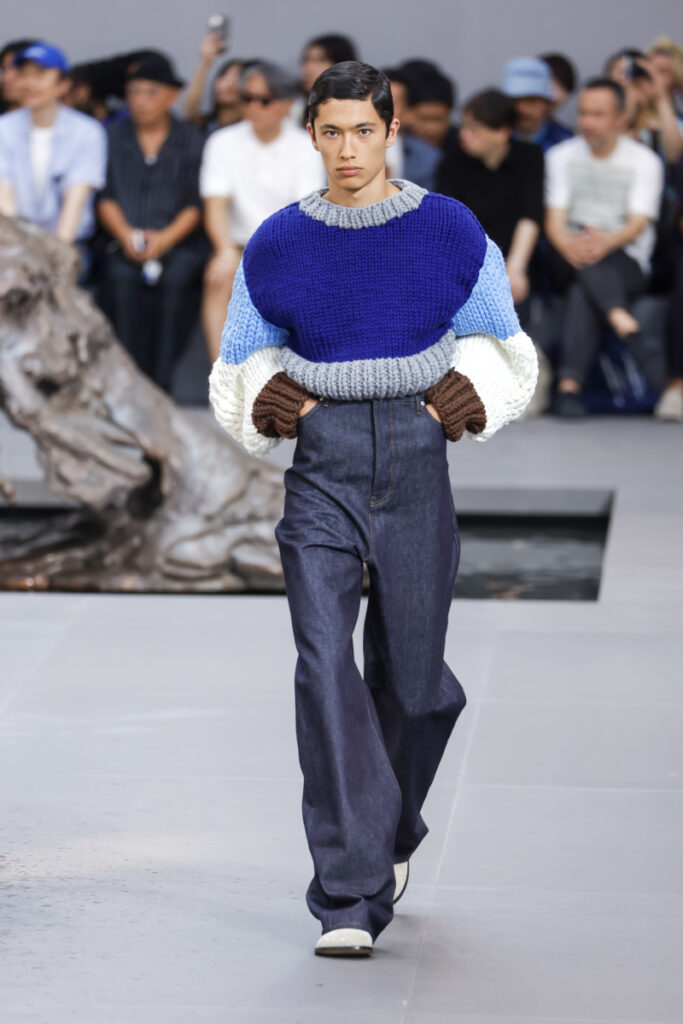 [Mode masculine printemps-été 2024] : habits hauts en couleur, Loewe